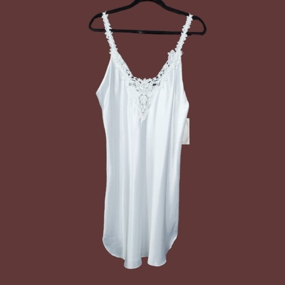 Dentelle Womens White Floral Lace Trim Satin Night Slip Size L NWT
